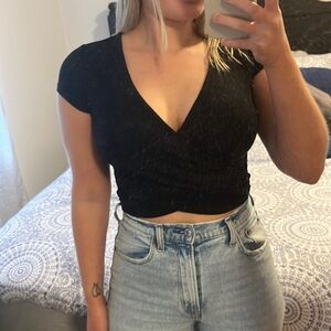 Black cropped t shirt